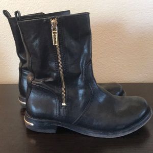 tory burch elyse bootie